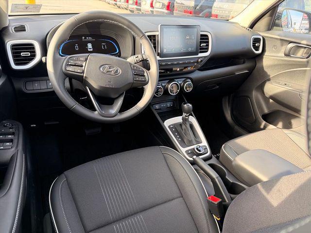 2026 Hyundai Venue SEL w/Two-Tone Roof