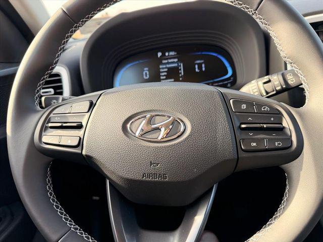 2026 Hyundai Venue SEL w/Two-Tone Roof
