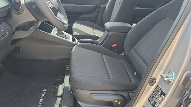 2026 Hyundai Venue SE
