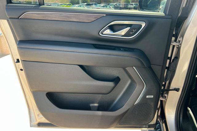 2021 Chevrolet Suburban 4WD Z71