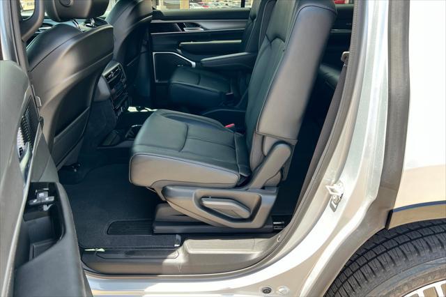 2026 Jeep Grand Wagoneer 4x4