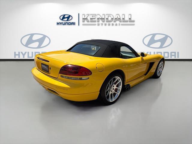 2005 Dodge Viper SRT10
