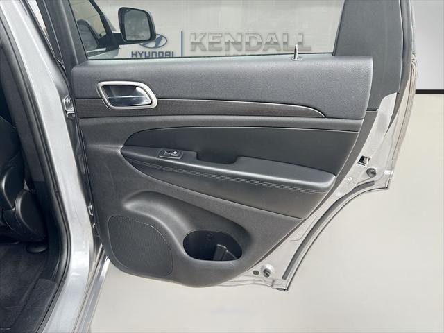 2017 Jeep Grand Cherokee Altitude 4x2