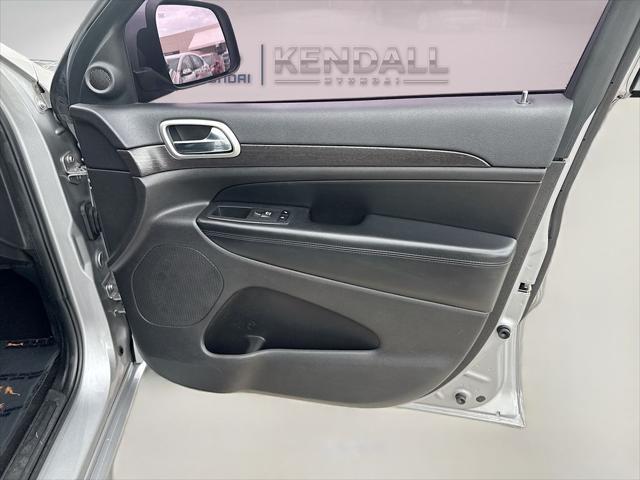 2017 Jeep Grand Cherokee Altitude 4x2