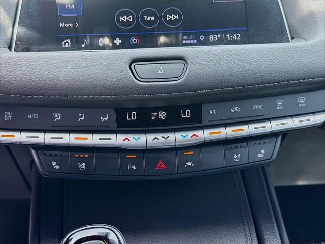 2023 Cadillac XT4 FWD Premium Luxury
