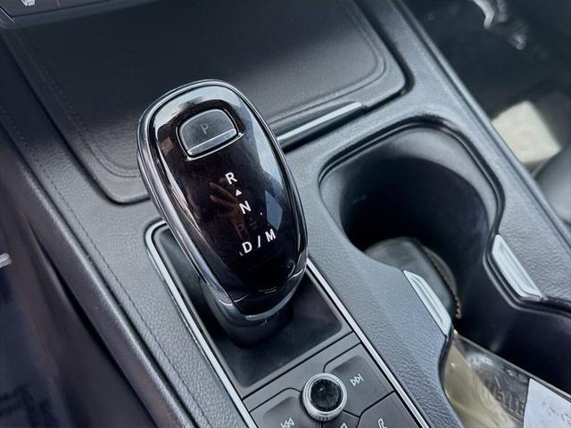 2023 Cadillac XT4 FWD Premium Luxury