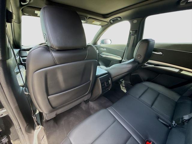 2023 Cadillac XT4 FWD Premium Luxury