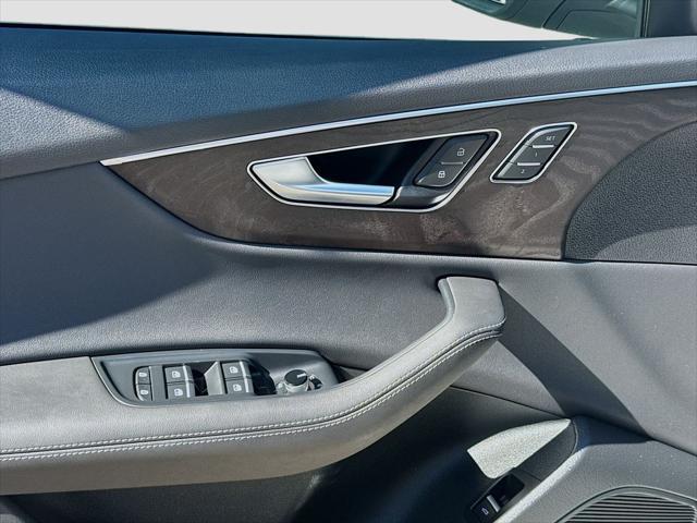 2023 Audi Q8 Premium Plus 55 TFSI quattro Tiptronic