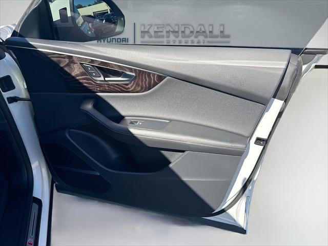 2023 Audi Q8 Premium Plus 55 TFSI quattro Tiptronic