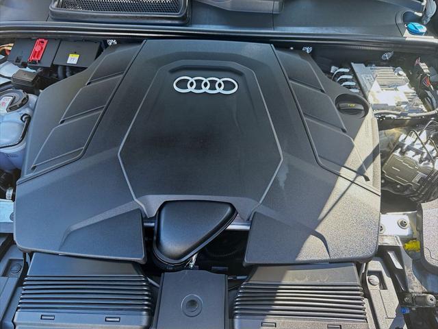 2023 Audi Q8 Premium Plus 55 TFSI quattro Tiptronic