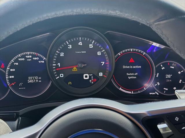 2023 Porsche Cayenne Platinum Edition
