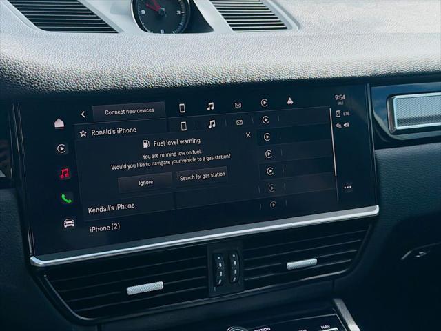 2023 Porsche Cayenne Platinum Edition