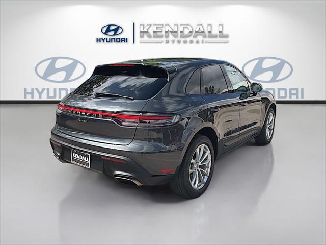 2023 Porsche Macan Base
