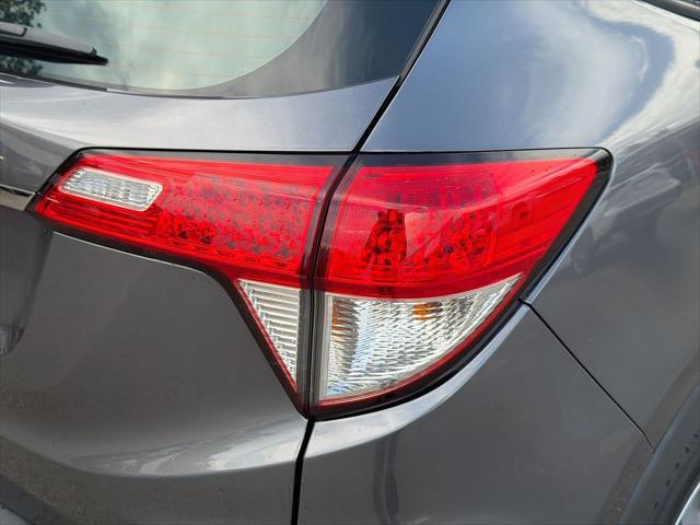 2022 Honda HR-V 2WD LX