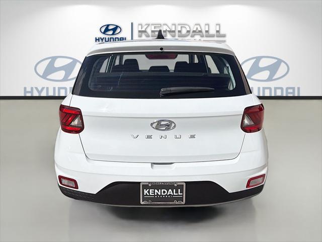 2022 Hyundai Venue SE