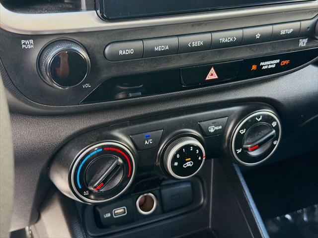2022 Hyundai Venue SE