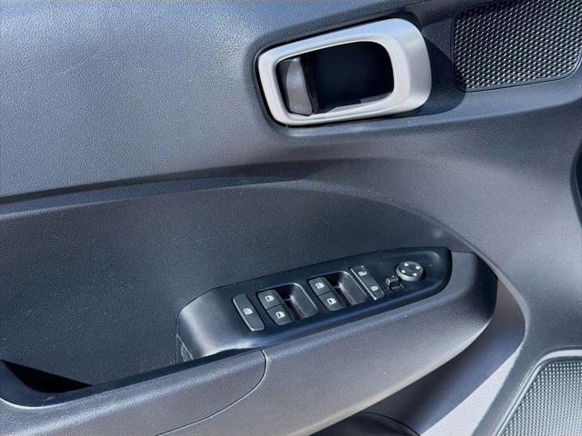 2022 Hyundai Venue SE