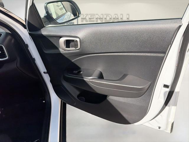 2022 Hyundai Venue SE