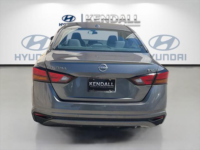 2023 Nissan Altima SV FWD