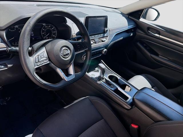 2023 Nissan Altima SV FWD