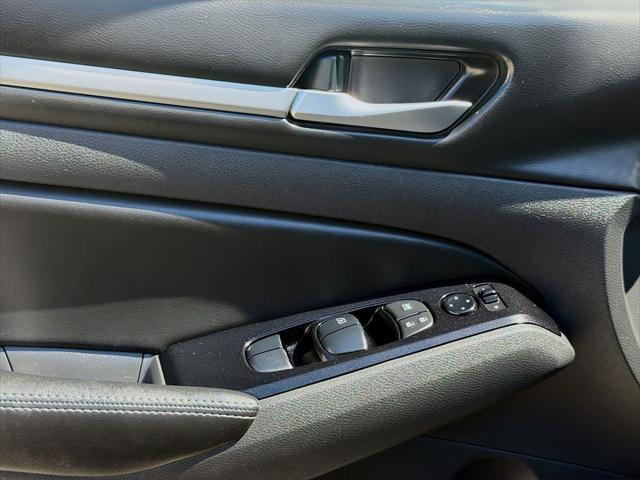 2023 Nissan Altima SV FWD