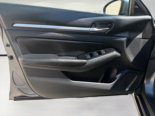 2023 Nissan Altima SV FWD