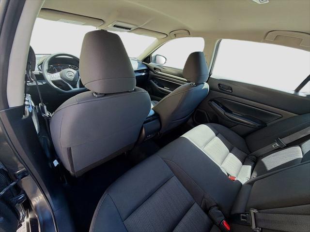 2023 Nissan Altima SV FWD