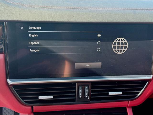 2023 Porsche Cayenne Platinum Edition