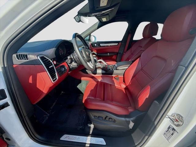 2023 Porsche Cayenne Platinum Edition