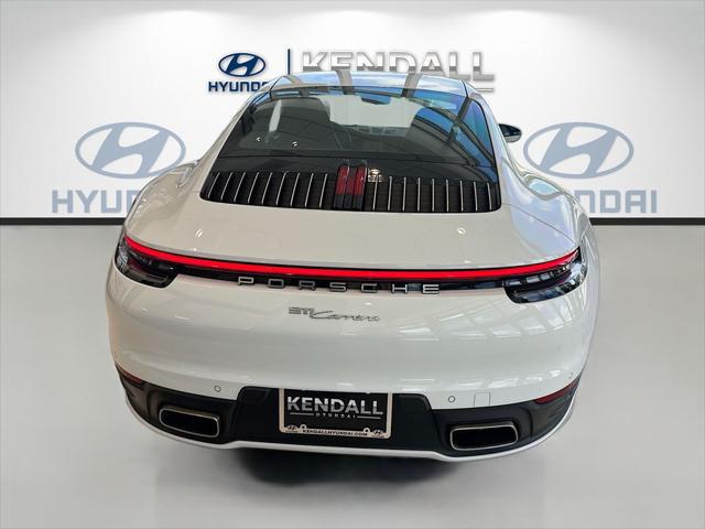 2021 Porsche 911 Carrera