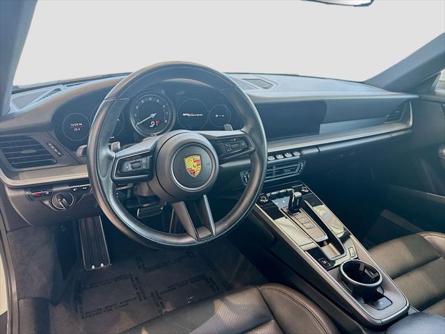 2021 Porsche 911 Carrera