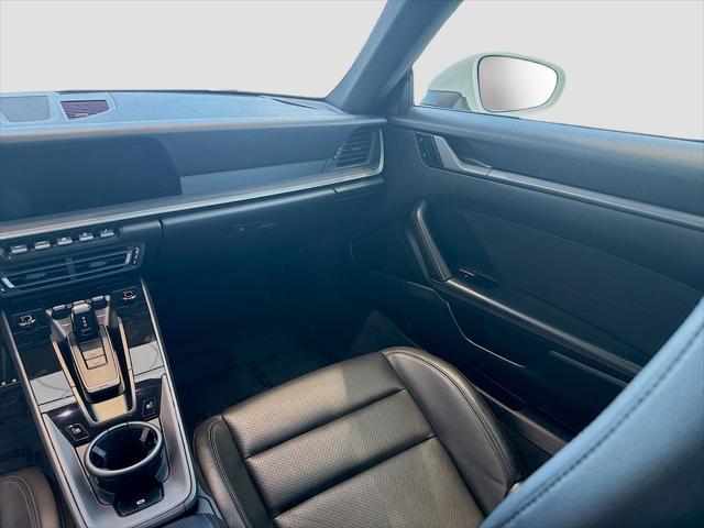 2021 Porsche 911 Carrera