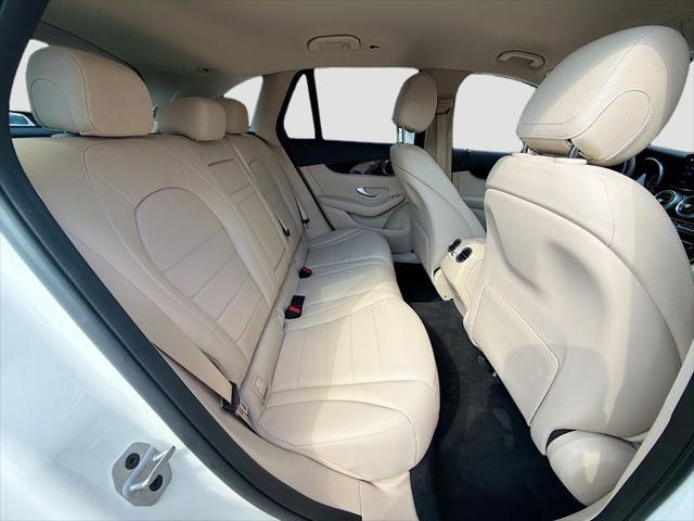 2022 Mercedes-Benz GLC SUV