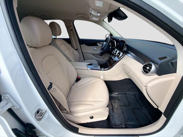 2022 Mercedes-Benz GLC SUV