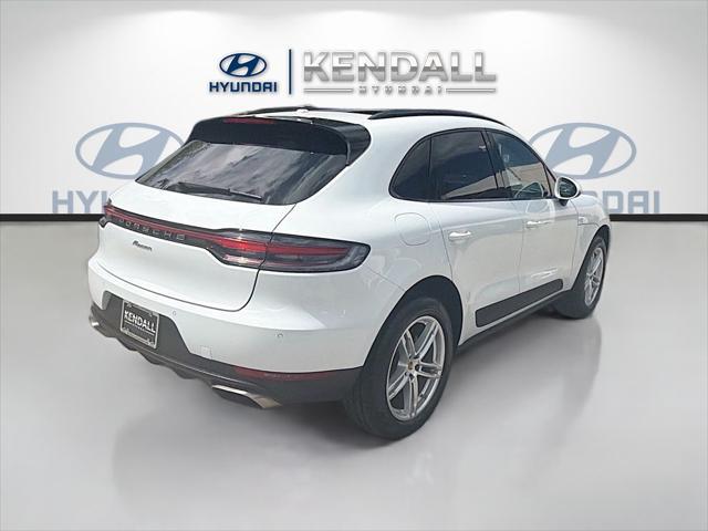2021 Porsche Macan Base