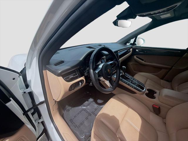 2021 Porsche Macan Base