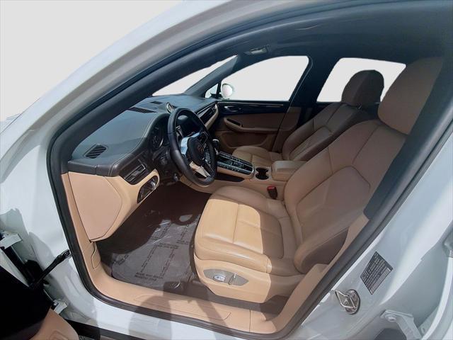 2021 Porsche Macan Base