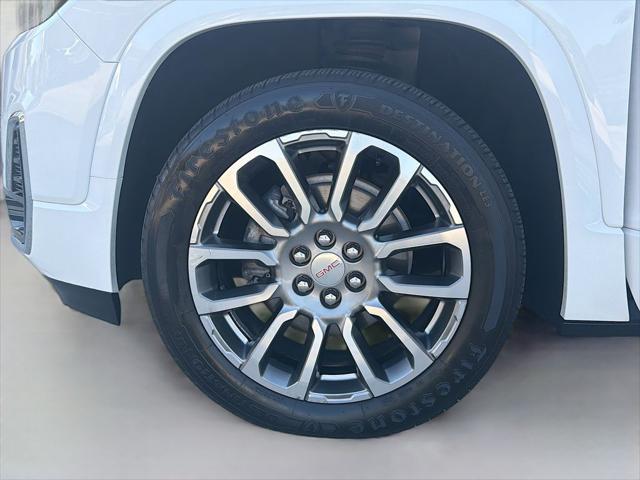 2023 GMC Acadia AWD Denali