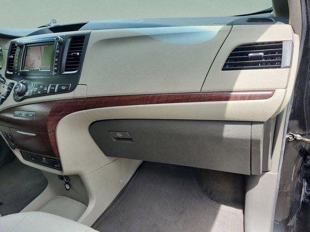 2014 Toyota Sienna Limited V6 7 Passenger