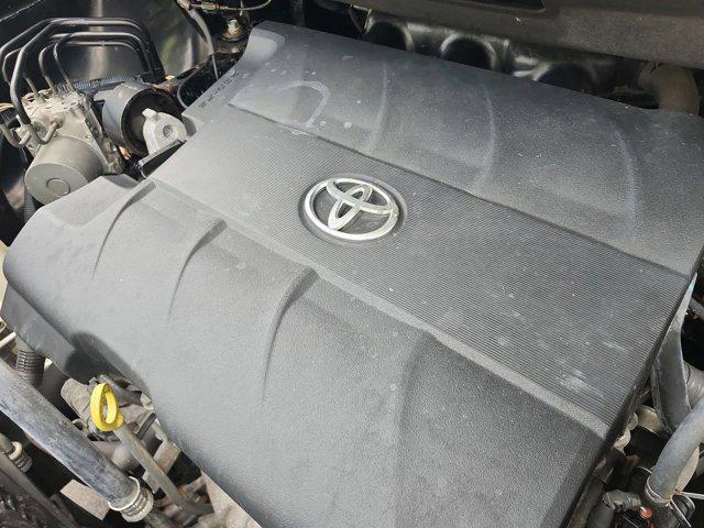 2014 Toyota Sienna Limited V6 7 Passenger