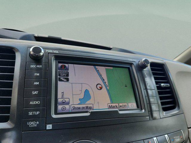2014 Toyota Sienna Limited V6 7 Passenger