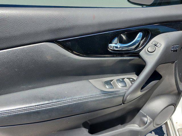 2022 Nissan Rogue Sport SV FWD Xtronic CVT