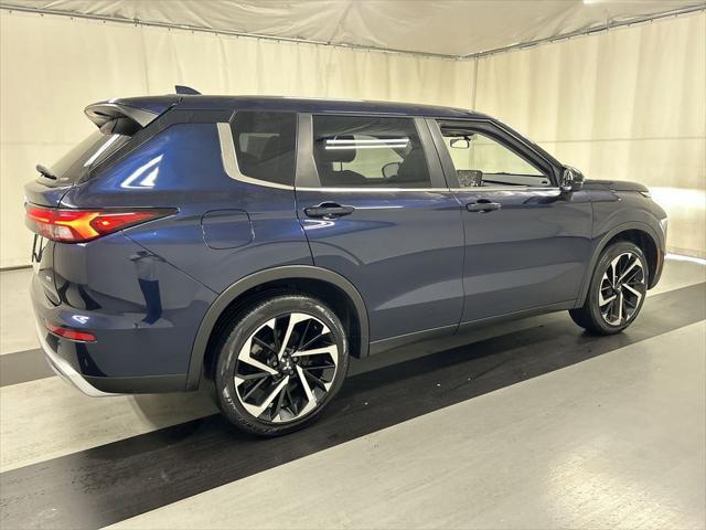 2022 Mitsubishi Outlander SE
