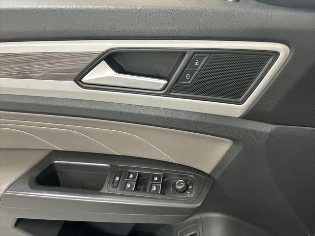 2023 Volkswagen Atlas Cross Sport 2.0T SE w/Technology