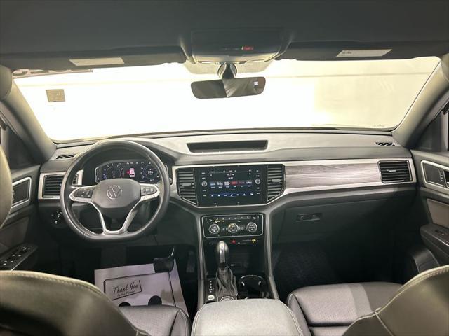 2023 Volkswagen Atlas Cross Sport 2.0T SE w/Technology