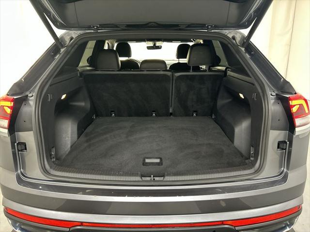 2023 Volkswagen Atlas Cross Sport 2.0T SE w/Technology