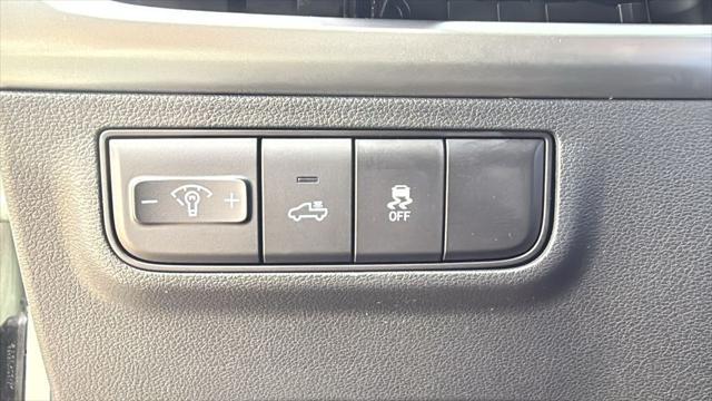 2026 Hyundai Santa Cruz SEL Activity