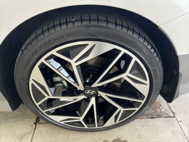 2024 Hyundai IONIQ 6 SEL