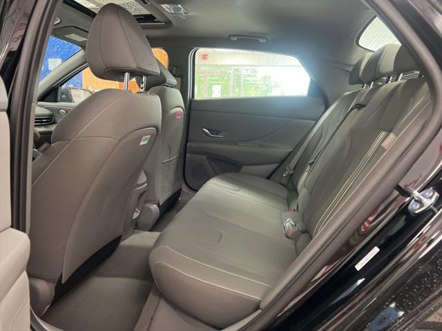 2026 Hyundai Elantra SEL Sport Premium