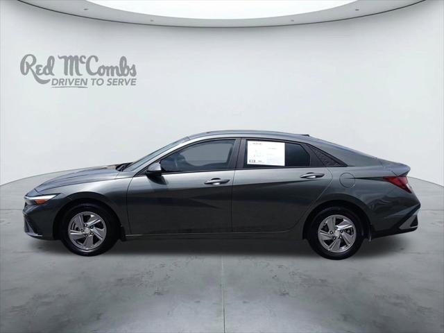 2024 Hyundai Elantra SE